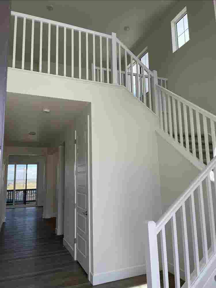 2 rooms available in new built home
