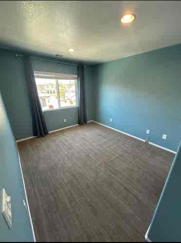 Private Room in townhouse
