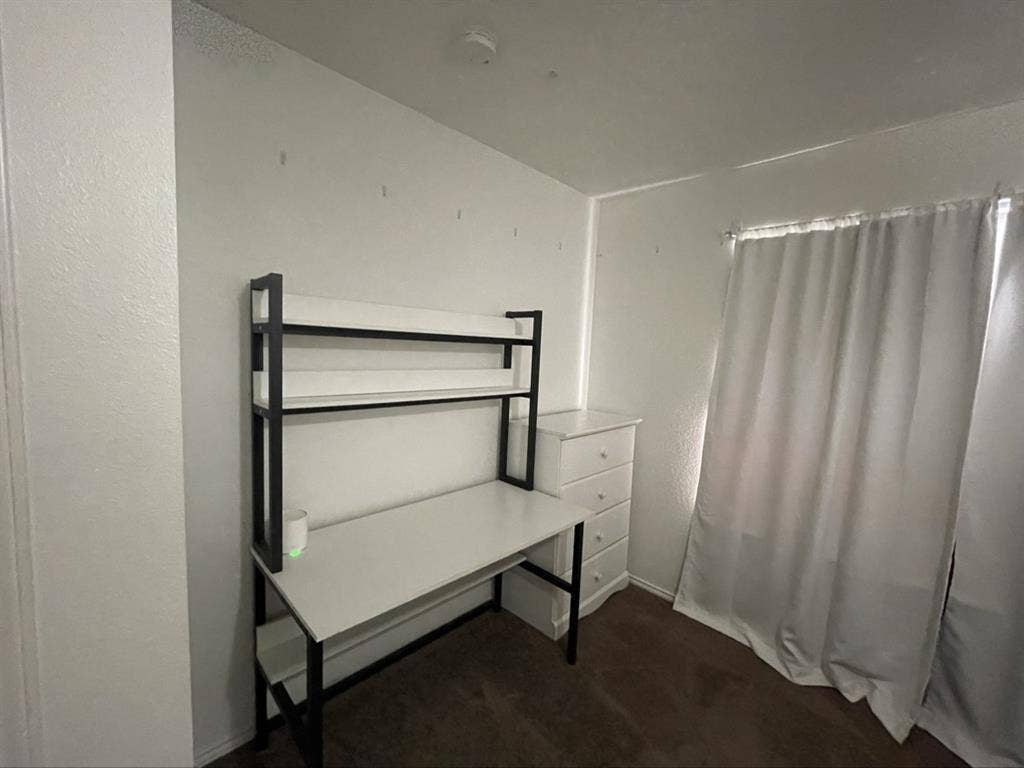 $ single room Far West Side