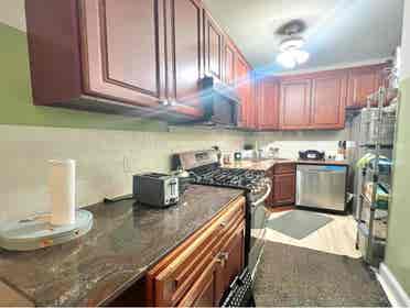 Super large 4 bedroom apartment