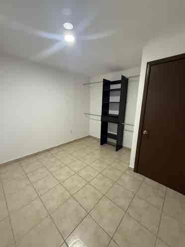 Se busca roomie para compartir casa