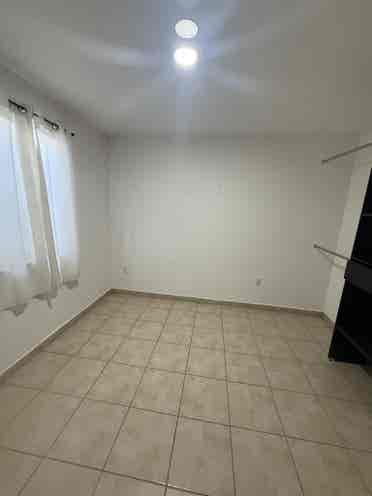 Se busca roomie para compartir casa