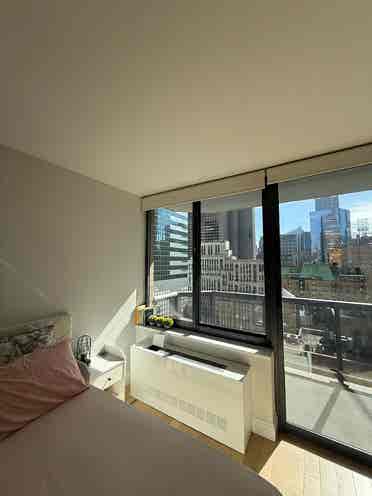 ✨Spacious Room in Midtown West✨