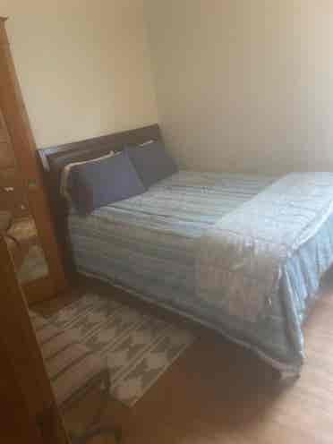 Furnished room