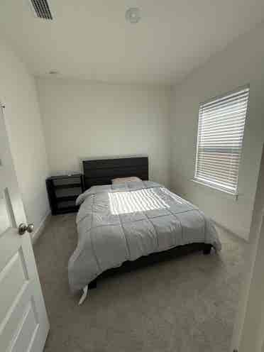 Room for rent in Pensacola