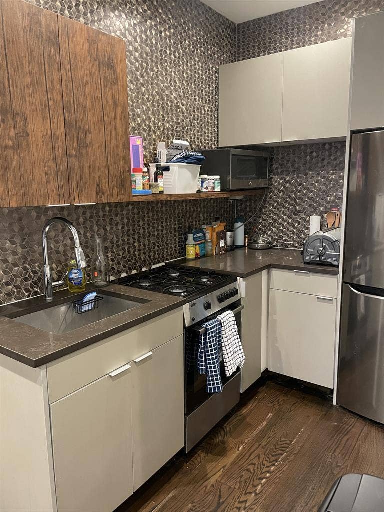 Seeking roommate for June move in