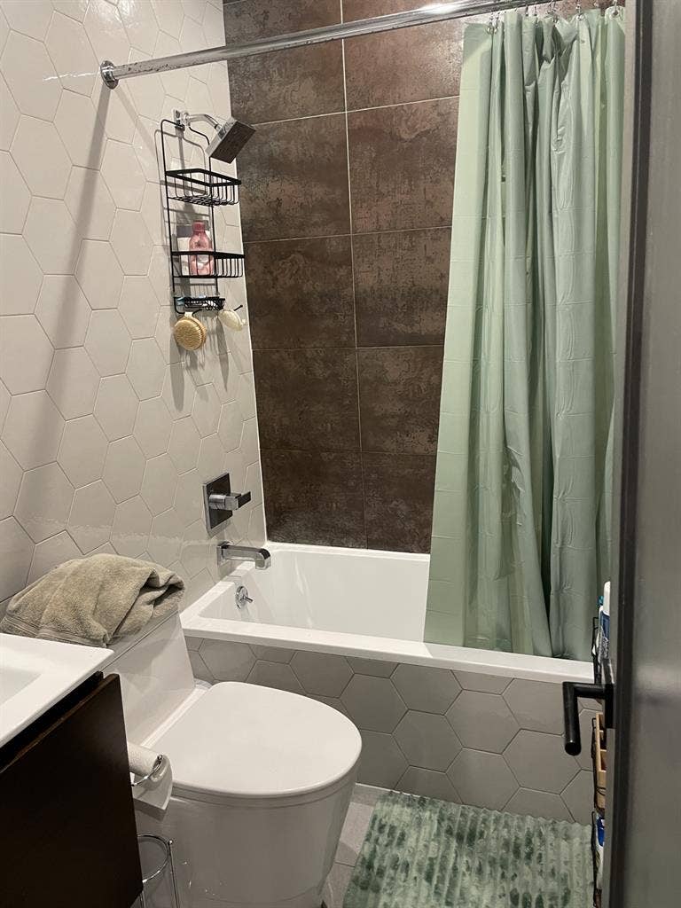 Seeking roommate for June move in