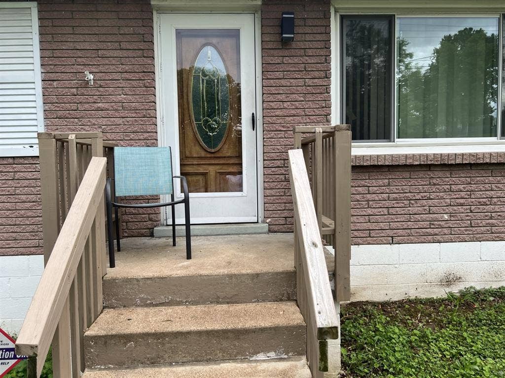 Room for rent Donelson TN