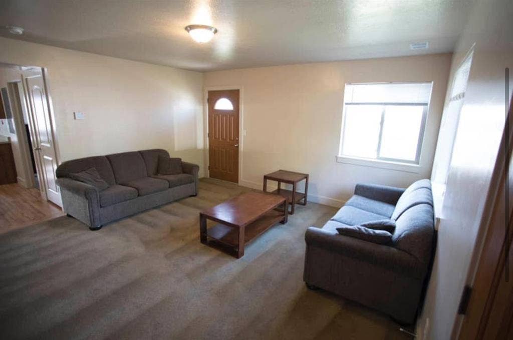 Selling my F priv bed/bath lease!!!