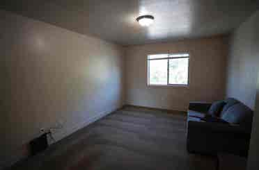 Selling my F priv bed/bath lease!!!