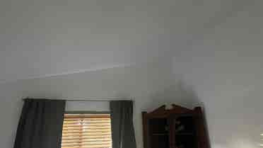 Furnished Room w own Bathroom