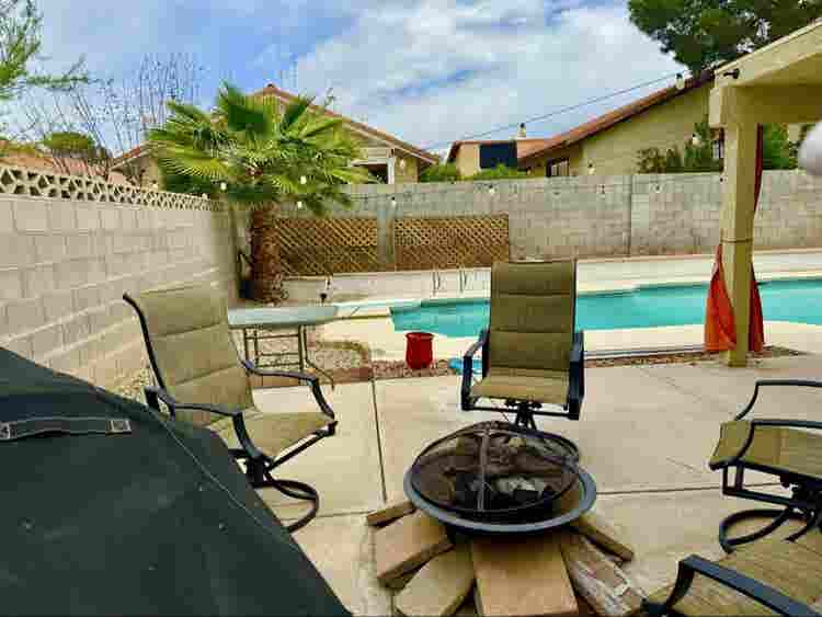 NW Rm WIC Pr Bath Pool [Pending]