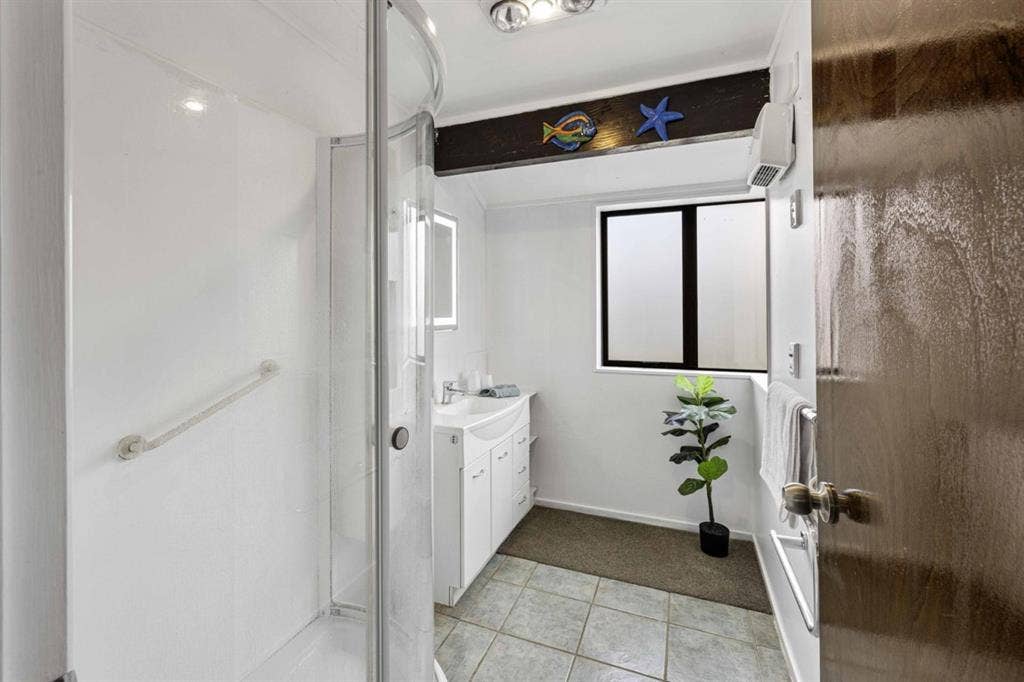 2 Bedrooms For Rent