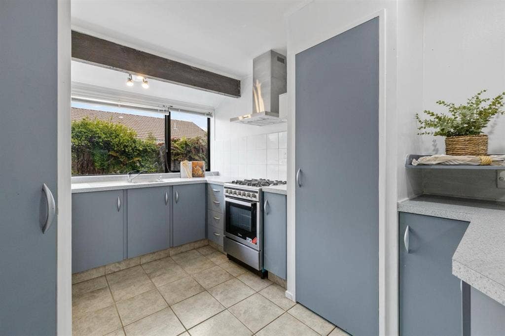 2 Bedrooms For Rent
