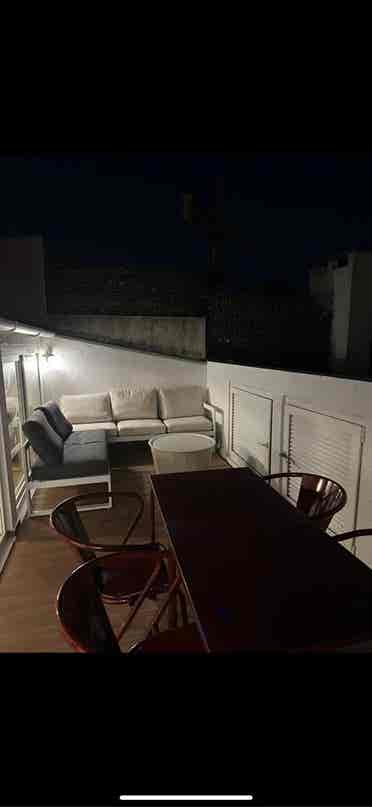 Looking for a roommate