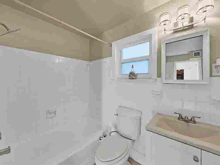 Room Close to Downtown West Palm