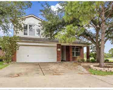 2bdrms & game rm available to rent