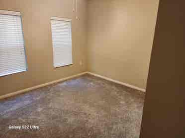Looking for a Roommate