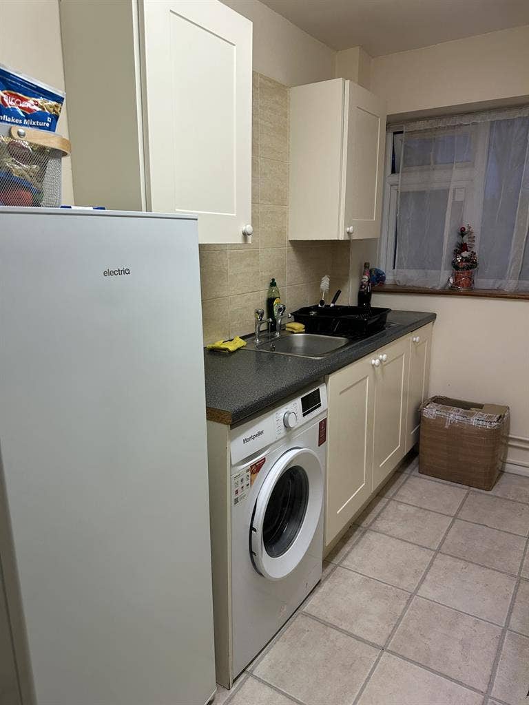 A double bedroom available for rent