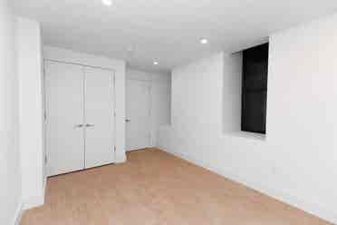 West Village Room Duplex With Patio