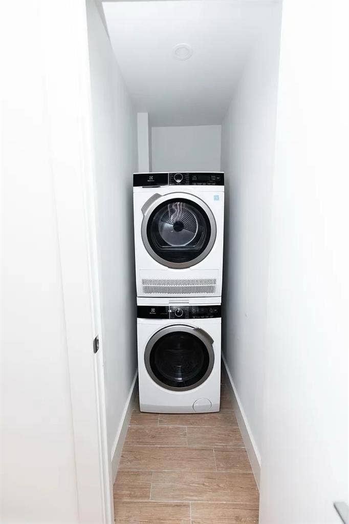 West Village Room Duplex With Patio