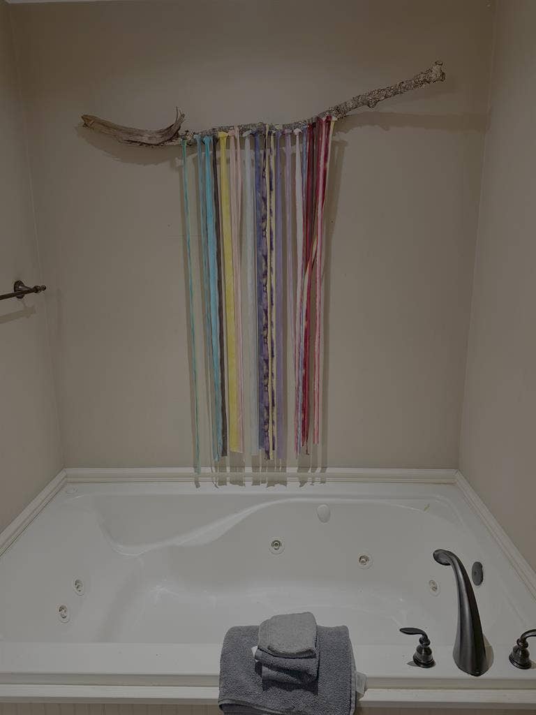 Master Suite w/Private Bath
