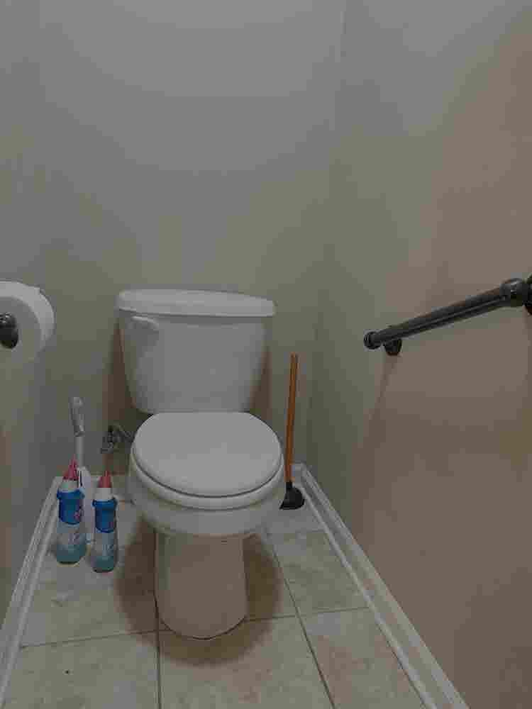 Master Suite w/Private Bath