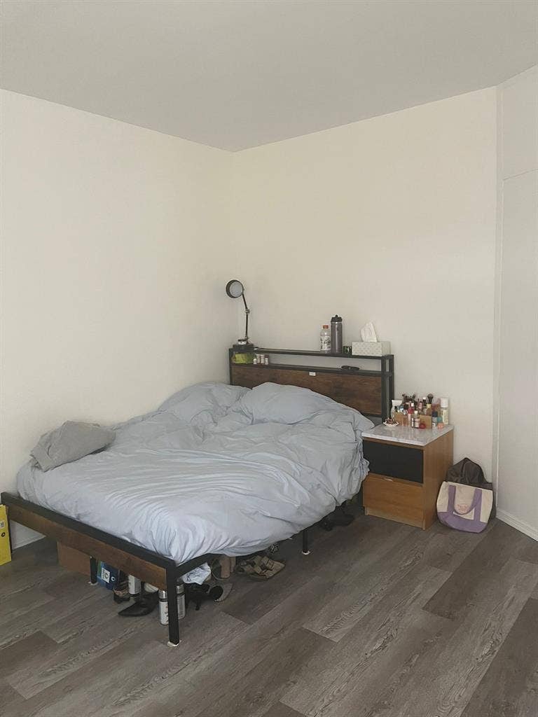 ✨Spacious Room in Midtown South✨