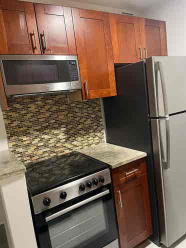 ✨Spacious Room in Midtown South✨