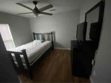 Room for rent near downtown