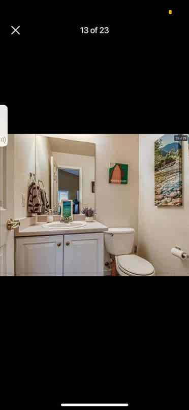 Looking for one roommate