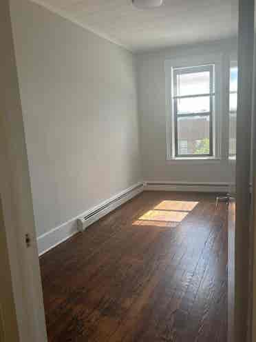 Room in Ridgewood