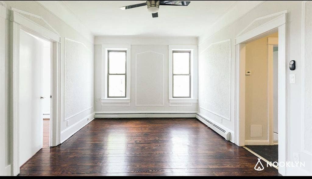 Room in Ridgewood