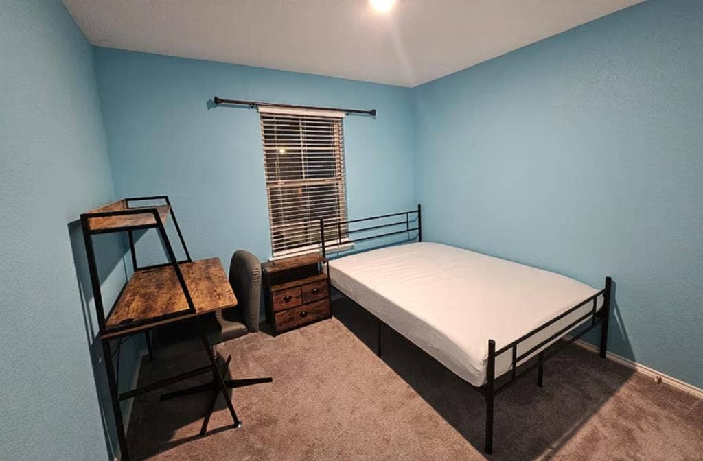 Room for Rent in Georgetown
