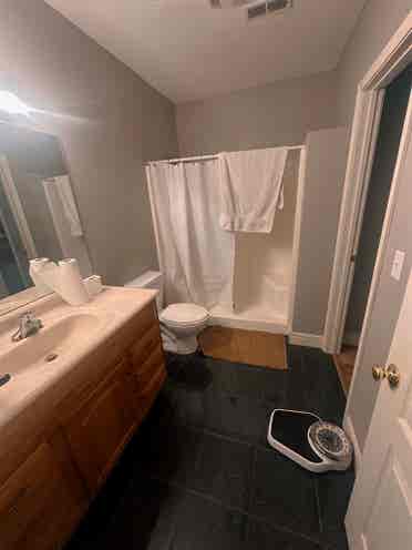 Room for rent in South Springfield!