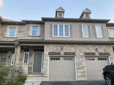 Four years old 3 bedrooms townhouse