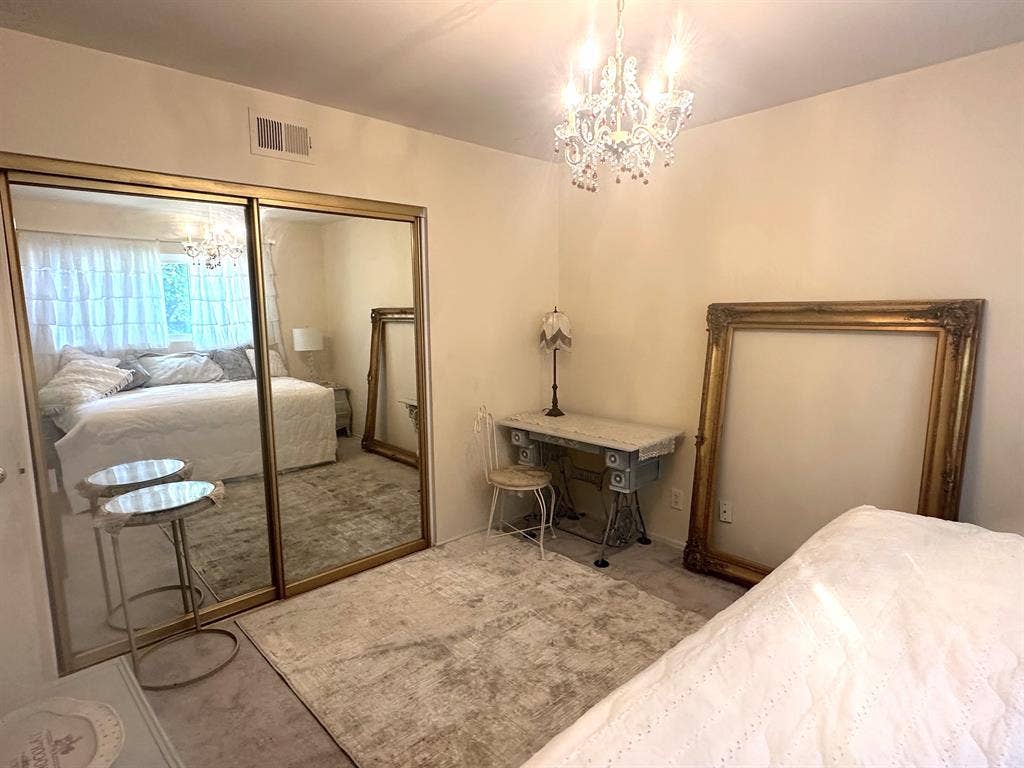 Beautiful House to share