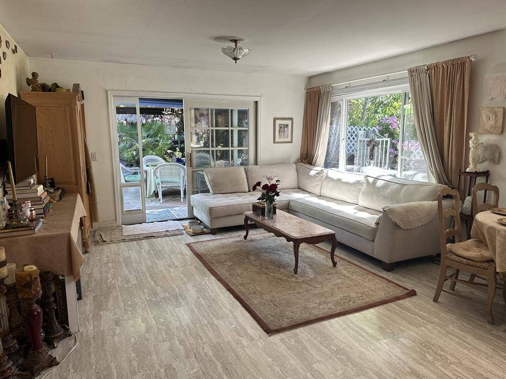 Beautiful House to share