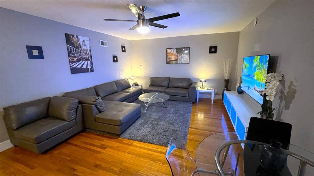 Furnished Room everything included