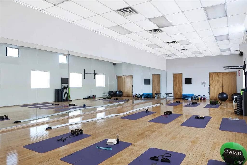 ✨ BIG Room in Midtown South ✨