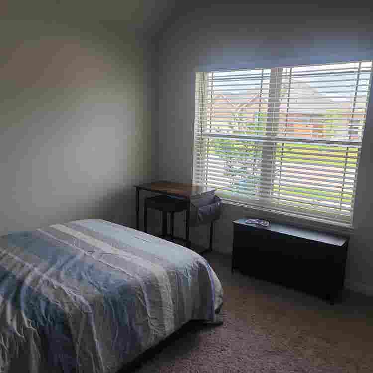 Furnished room/private bath