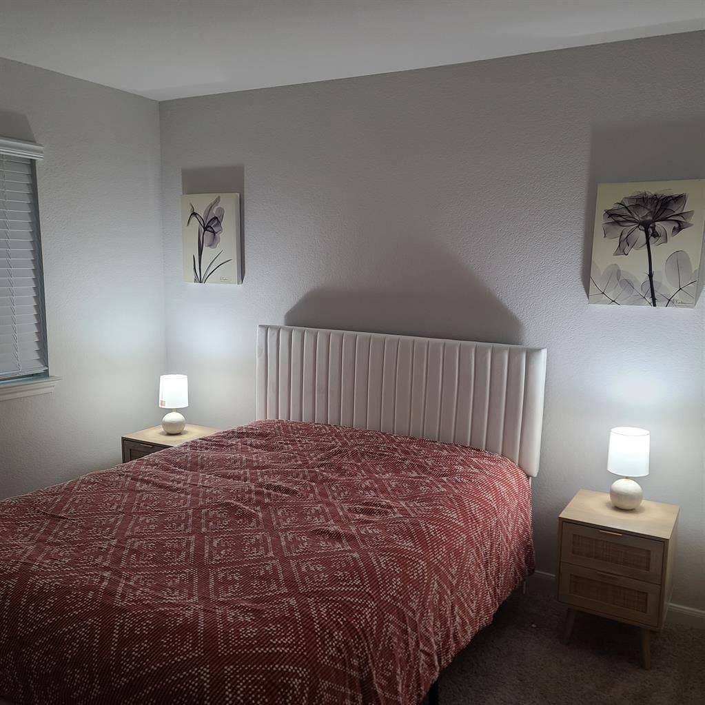 Furnished(or not) room/private bath