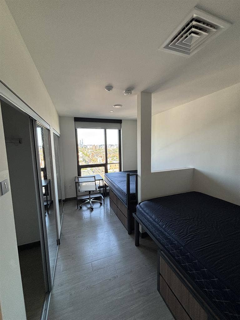 room Lightview Sublet