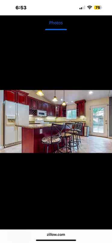 2 downstairs rooms for rent