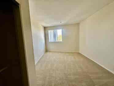 Private BD & BTH in Penthouse