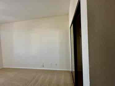Private BD & BTH in Penthouse