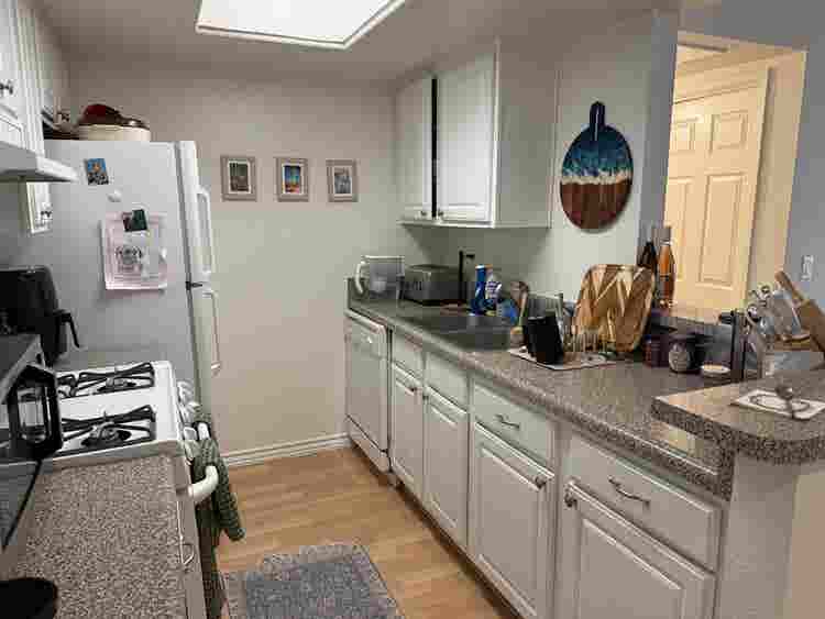 ba SUBLET Calabasas