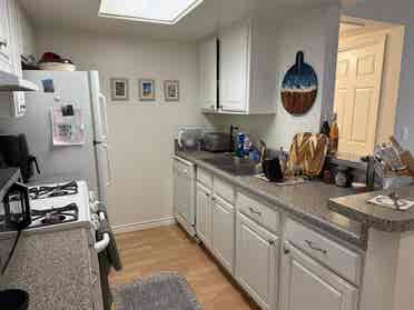 ba SUBLET Calabasas