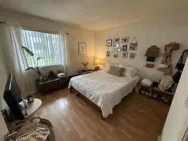 ba SUBLET Calabasas
