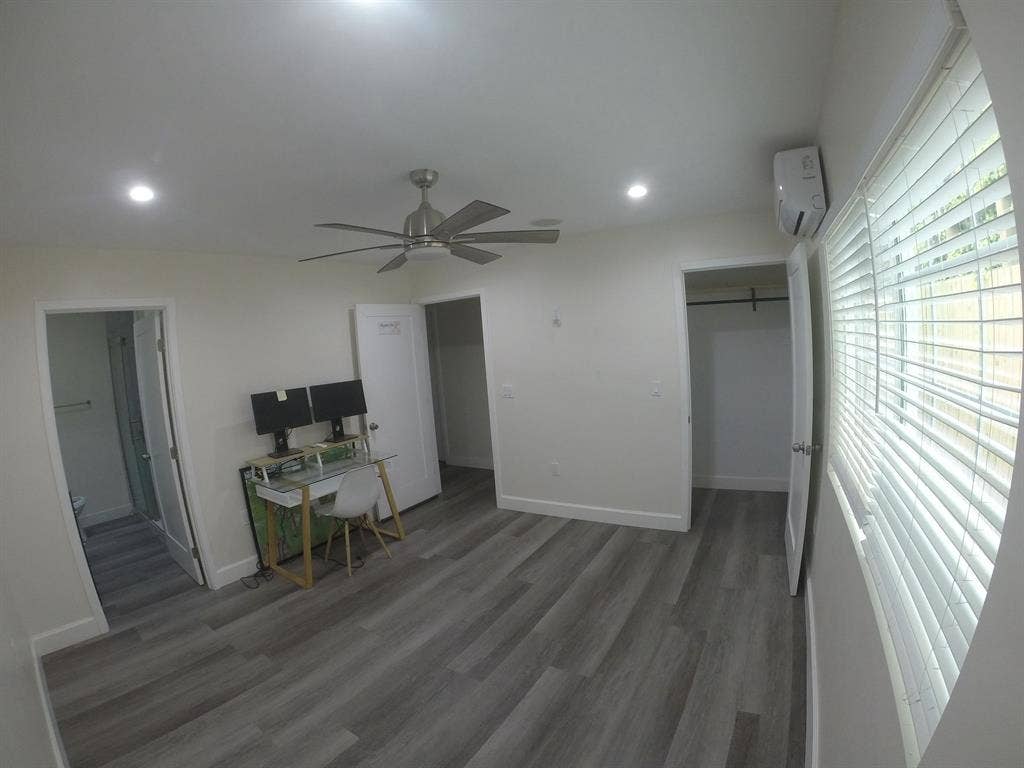 Luxury Master Bedroom for Rent
